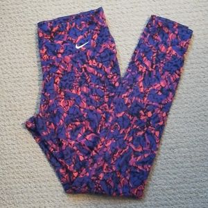 Nike Women's Medium Leggings